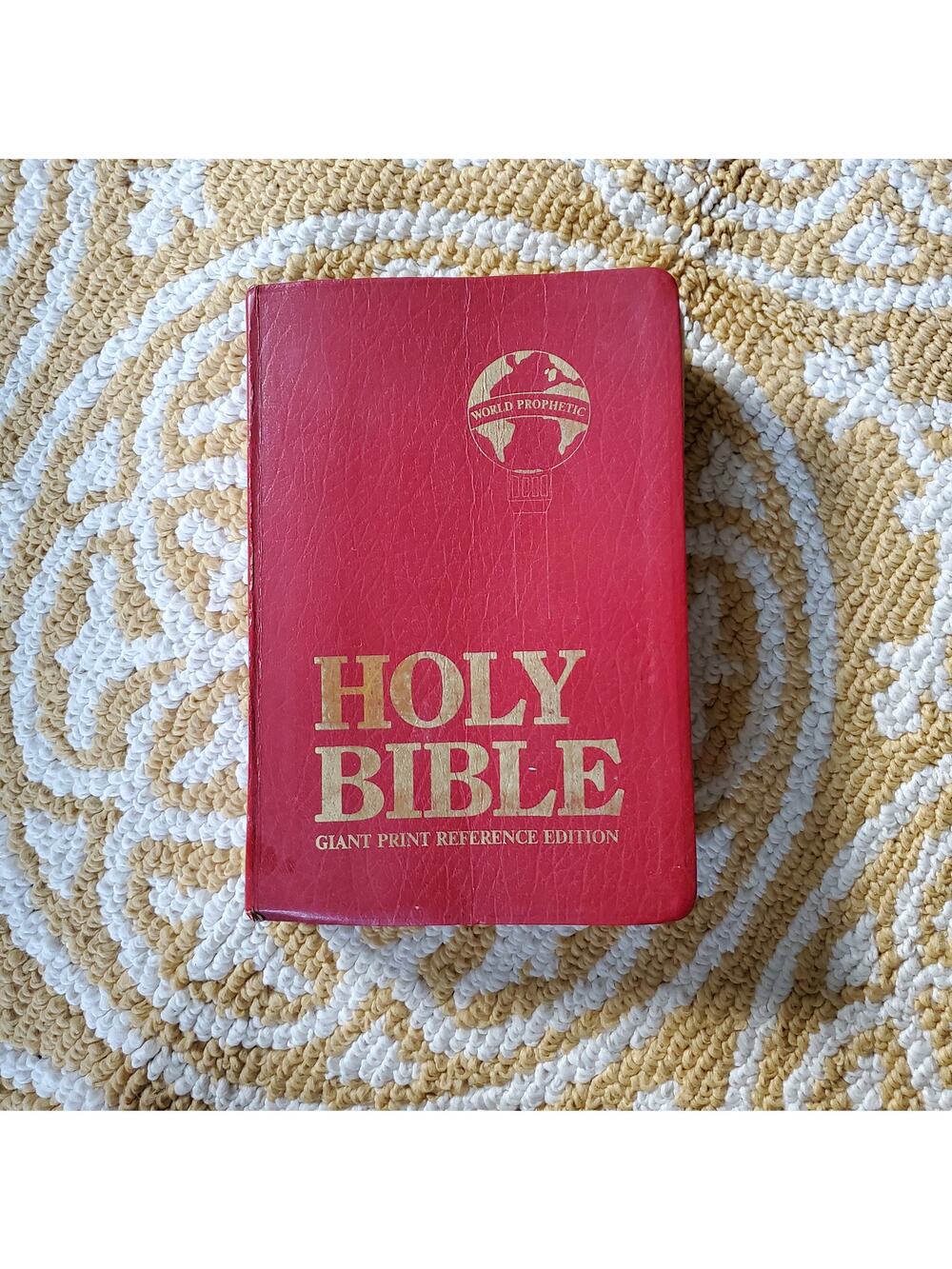 World Prophetic Holy Bible Giant Print Reference Edition